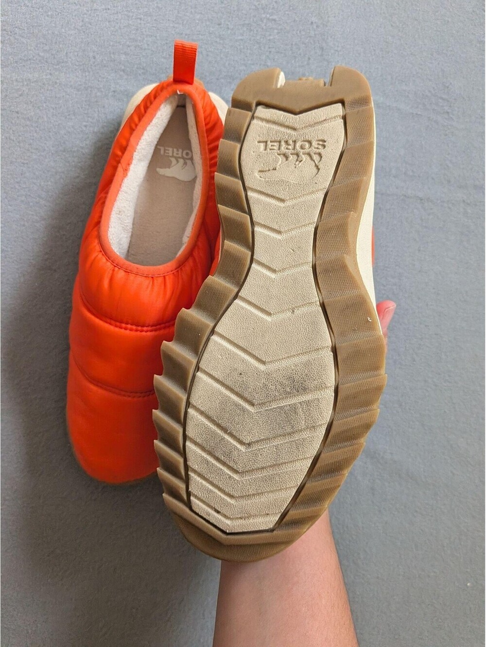Sorel Slippers Womens Size 7.5 Orange Quilted Fleece Lined Slip On House Shoes - Picture 5 of 6